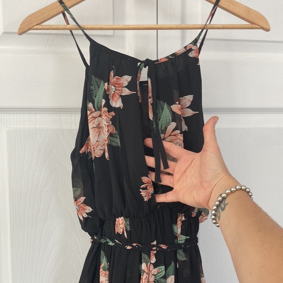 Maxi dress - Picture 2 of 3